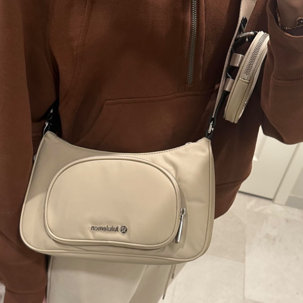 NWOT Lululemon Crossbody with Nano Pouch in Trench!! - Picture 3 of 4